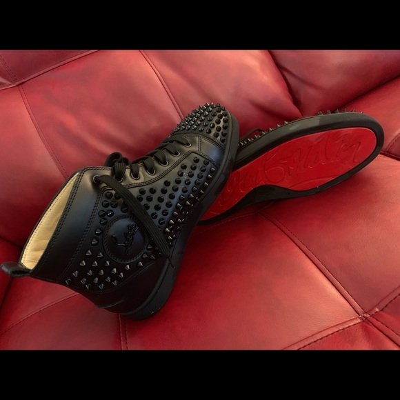 Red bottoms men
